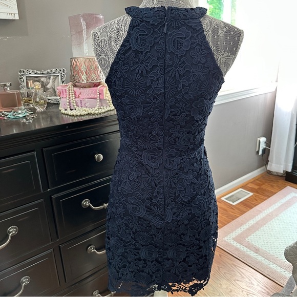 Lulus Navy Floral Lace Bodycon Mini Dress Size Large - Picture 6 of 15